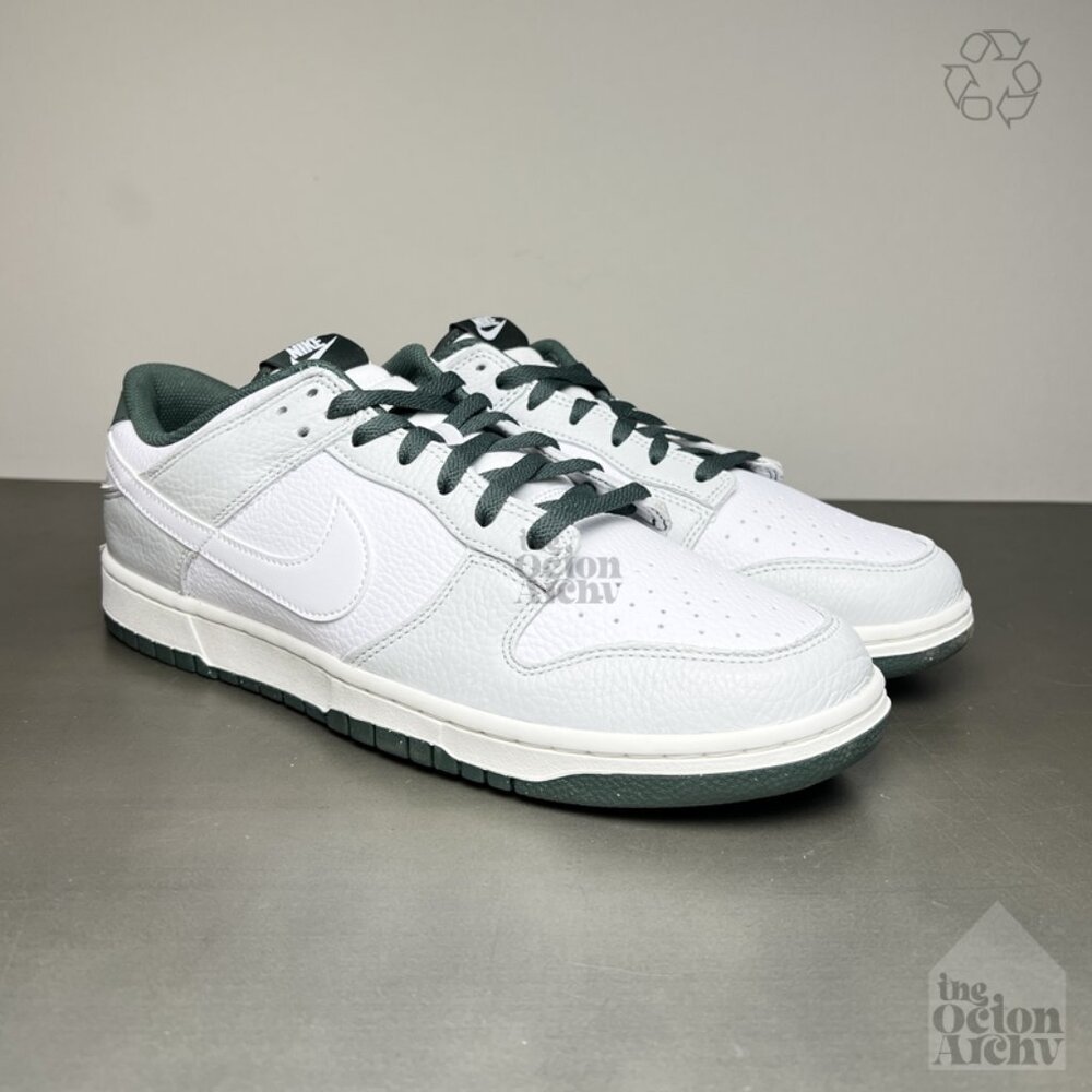 Nike Dunk Low SE 'Photon Dust Vintage Green' HF2874-001 Size 13 Pre-Owned